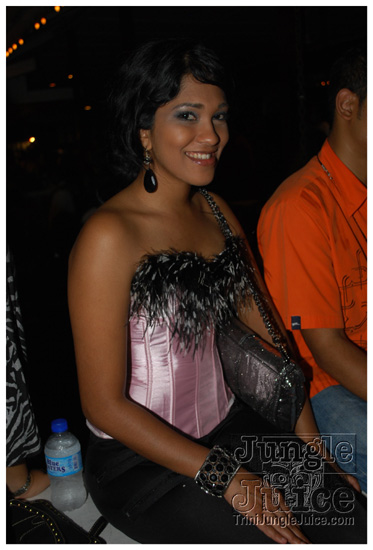 mania_2011-096