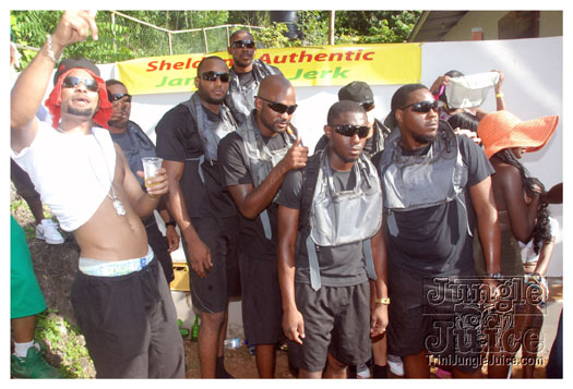 naked_sep1-057