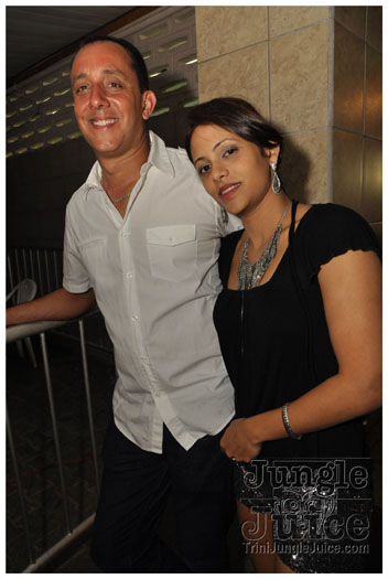 pure_2011-006