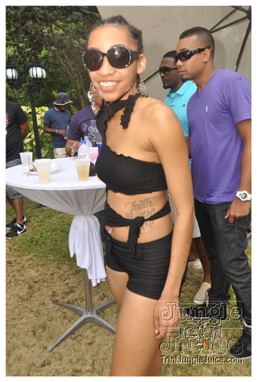 shades_2011-033