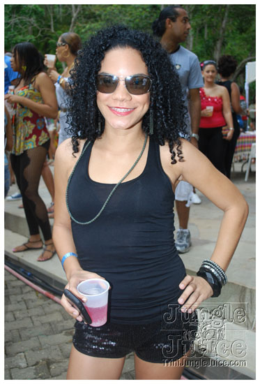 shades_2011-040