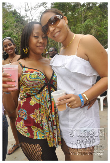 shades_2011-043
