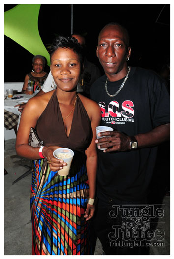 sos_2011-032