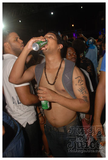 tribe_ice_jan8_2011-260