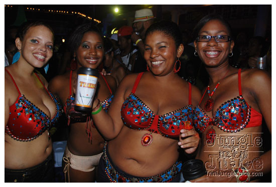 tribe_las_lap_2011_mar29-062