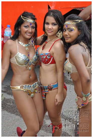 tribe_mas_2011_tuesday_part5-207