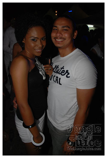 wicked_in_white_2011-060