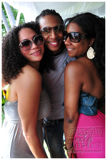 indigo_2011_jun26_pt2-240