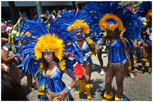 atl_carnival_parade_2012_pt1-145