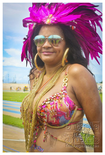 kadooment_day_2012_pt1-111