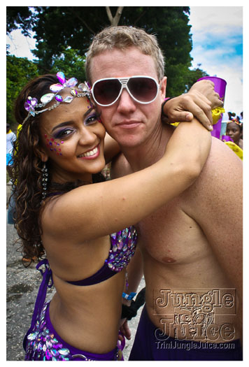 kadooment_day_2012_pt1-185
