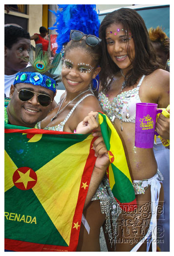kadooment_day_2012_pt1-208