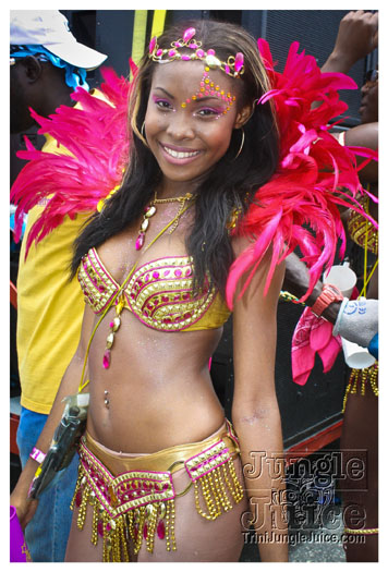 kadooment_day_2012_pt2-049