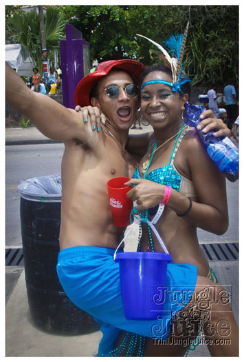 kadooment_day_2012_pt2-110