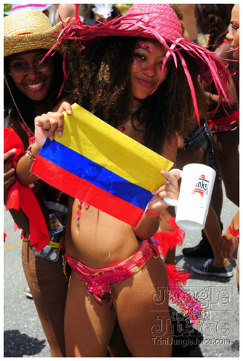kadooment_day_blue_box_2012-113