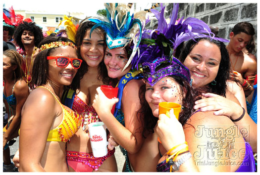 kadooment_day_blue_box_2012-122