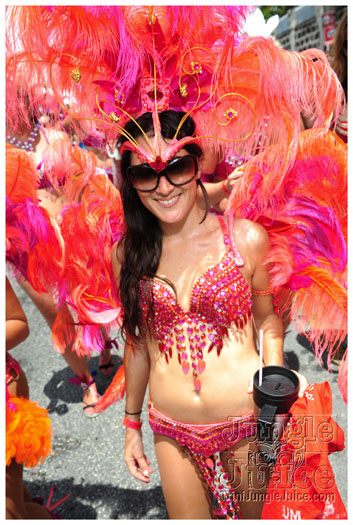 kadooment_day_blue_box_2012-137