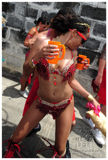 kadooment_day_blue_box_2012-145