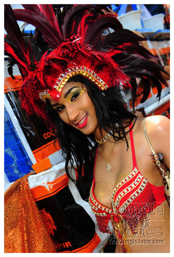 kadooment_day_blue_box_2012-156
