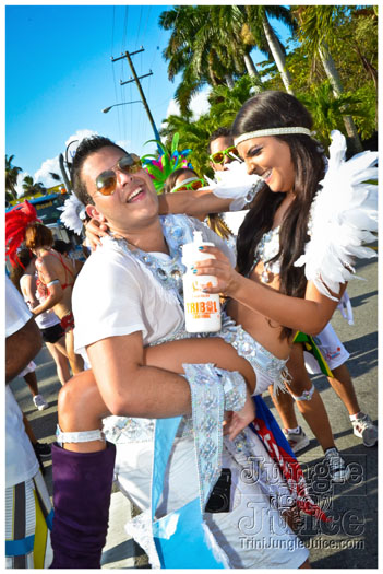 cayman_carnival_2012_part2-164