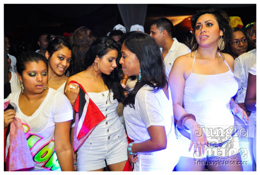 houston_ultra_glow_jul5-200