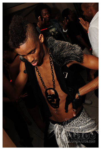 insomnia_may16-102