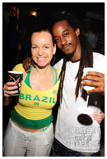 moet_wet_may26-058