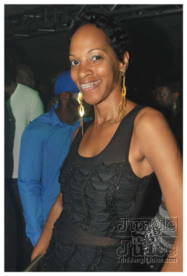 rebirth_2012-064