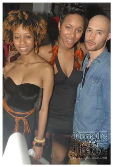 rebirth_2012-066