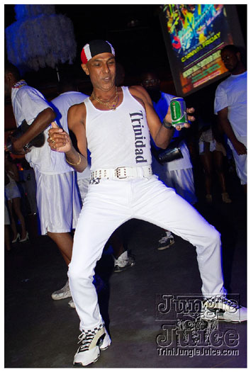 whiteout_jul21-023
