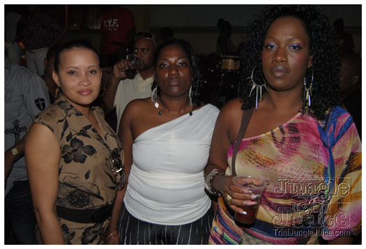dawn_2012-090