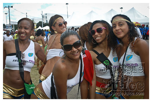 island_people_mas_monday_2012-018