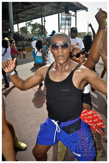 island_people_mas_monday_2012-062