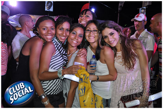 ladies_1st_2012-144