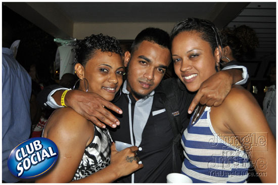 ladies_1st_2012-390