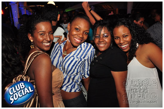 ladies_1st_2012-399
