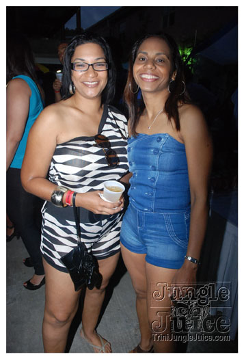 shades_2012-018