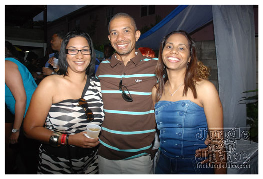 shades_2012-019
