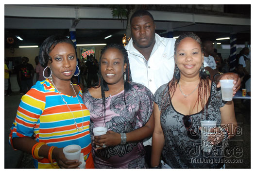 shades_2012-032