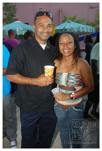 shades_2012-037