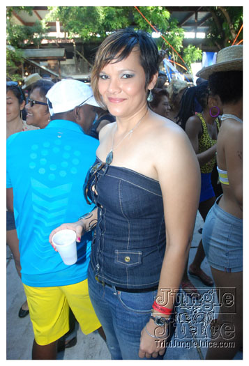 shades_2012-103
