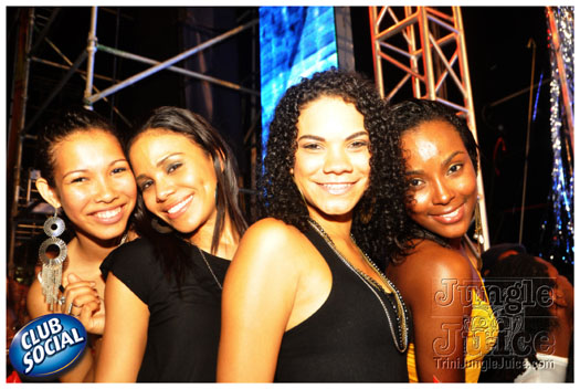 tribe_ice_2012_jan7-184