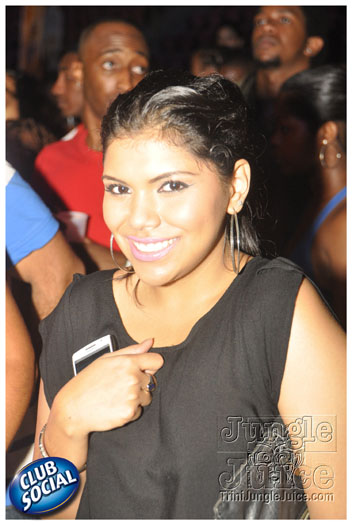 tribe_ice_2012_jan7-187