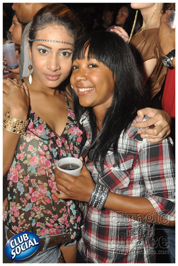 tribe_ice_2012_jan7-200
