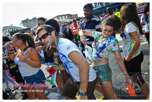 triniposseuk_colours_2012-201