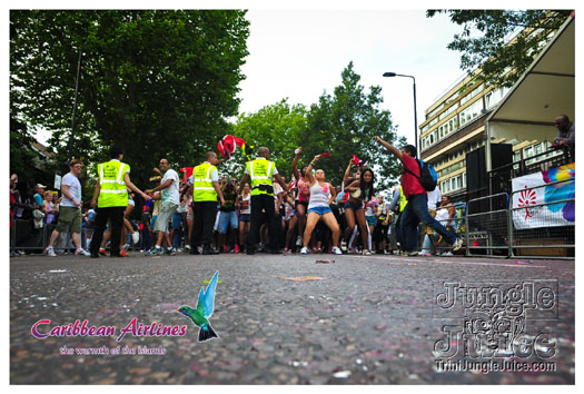 triniposseuk_colours_2012-249