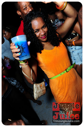 booze_premium_2013_pt1-215