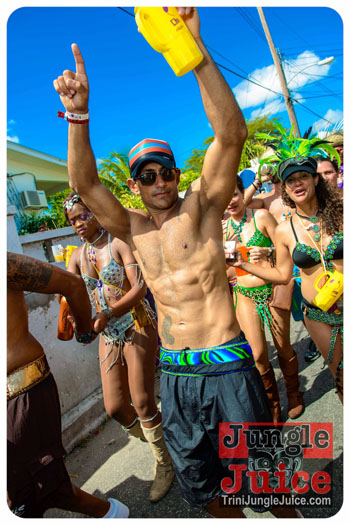 kadooment_day_2013_pt5-278