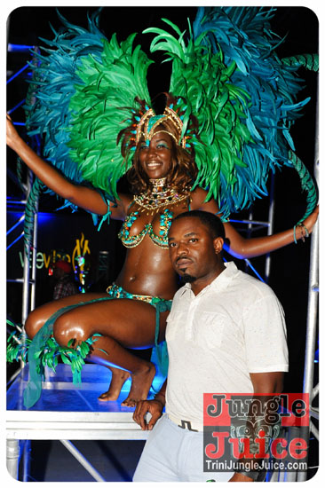 tan_ta_na_2013-083