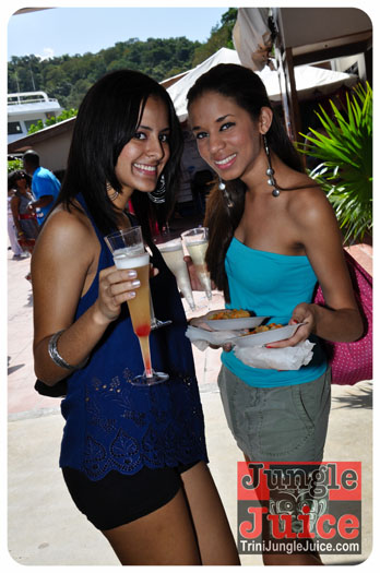 am_premium_2013-037